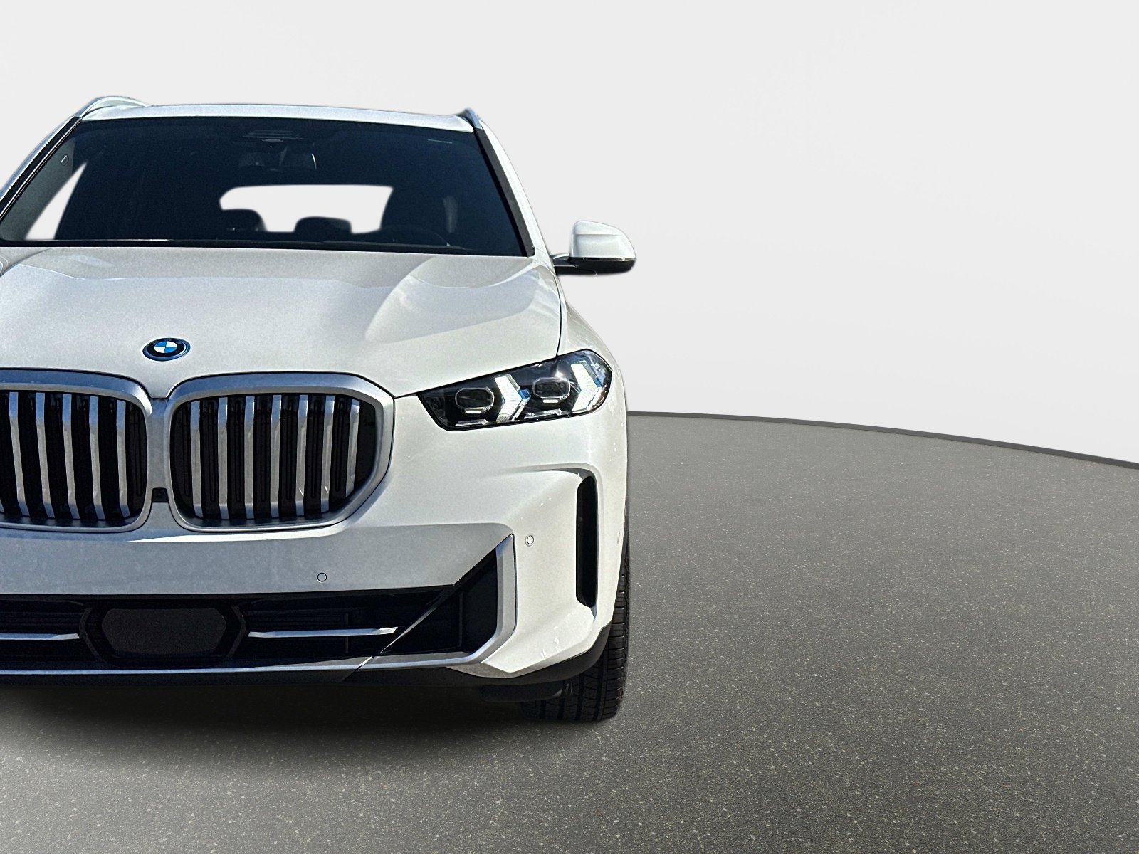 New 2026 BMW X5 xDrive50e AWD/4WD image 9