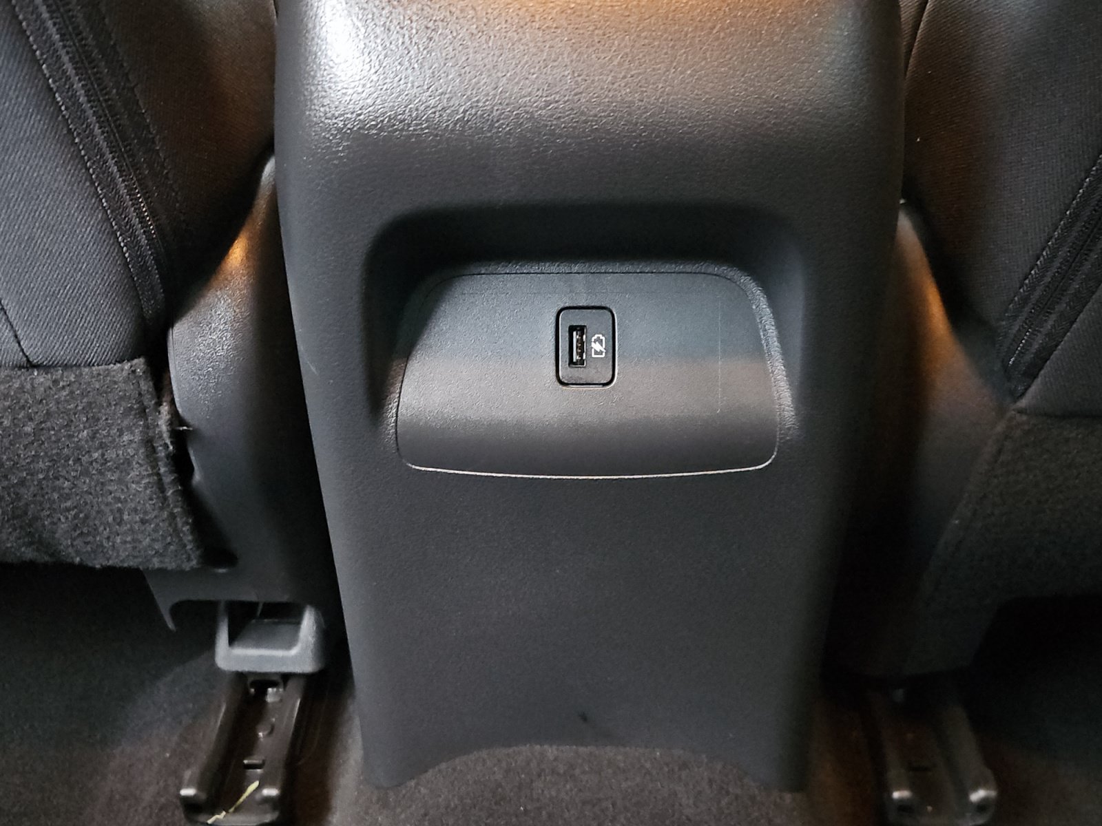 Used 2024 Nissan Sentra SR FWD image 14