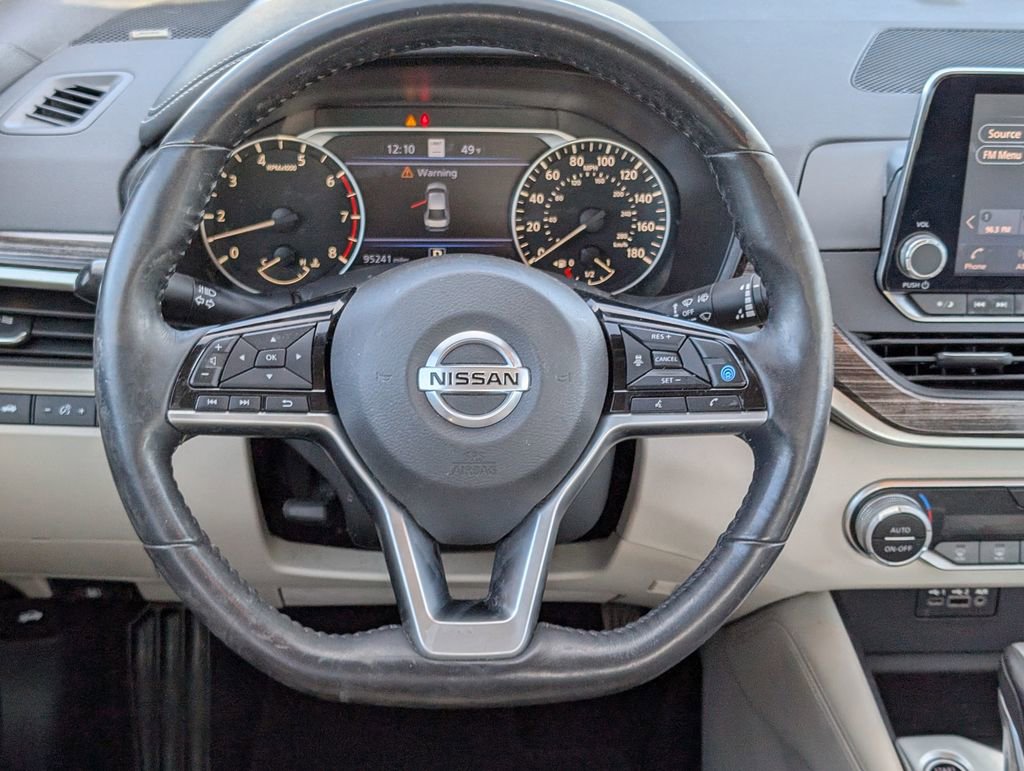 Used 2019 Nissan Altima 2.0 Edition One image 13