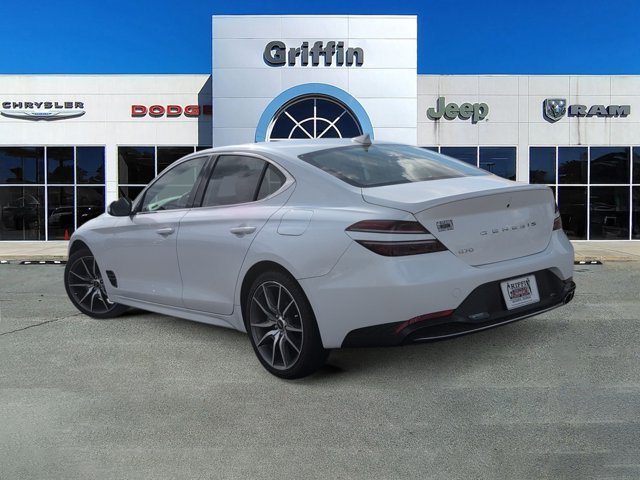 Used 2023 Genesis G70 2.0T RWD image 9