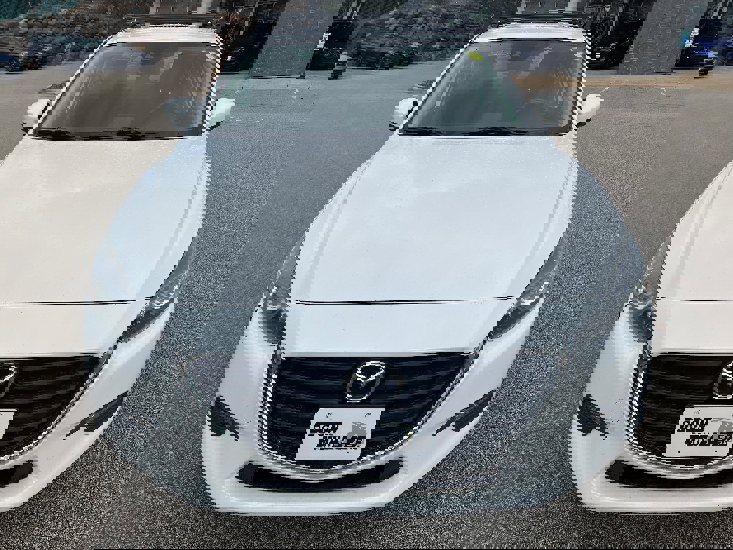 Used 2018 MAZDA MAZDA3 Sport image 2