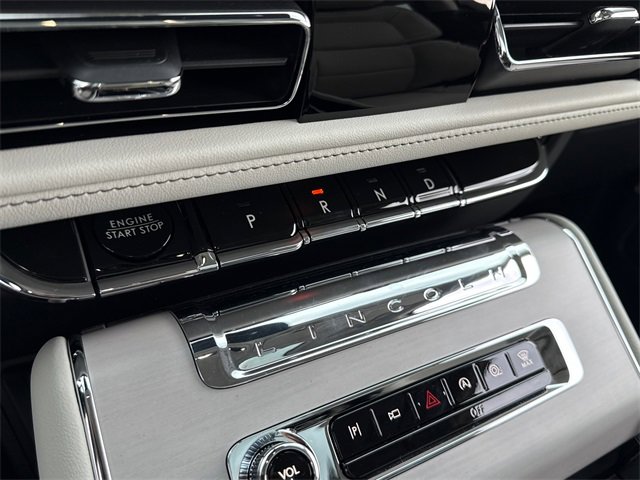 New 2025 Lincoln Aviator Reserve w/ Equipment Group 201A image 23