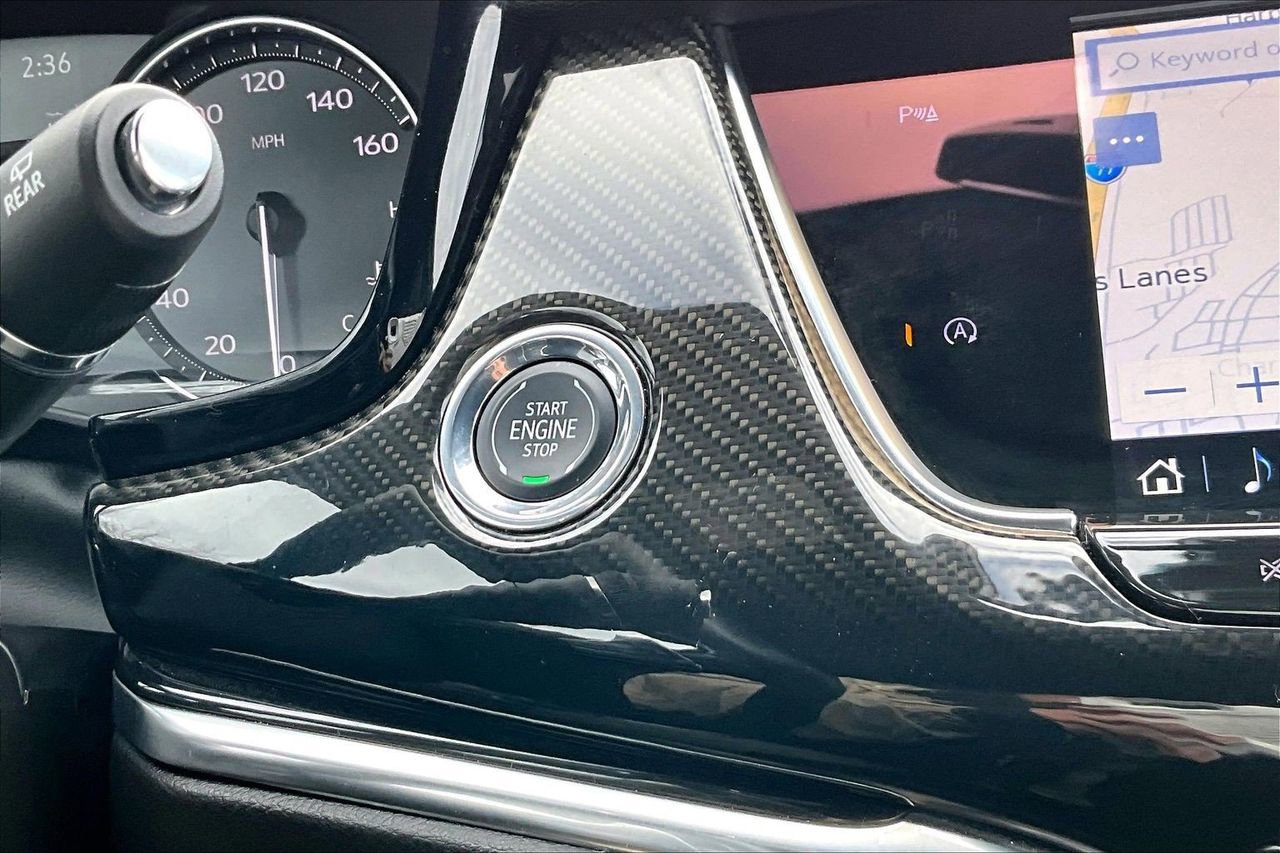 Used 2024 Cadillac XT6 Sport image 29