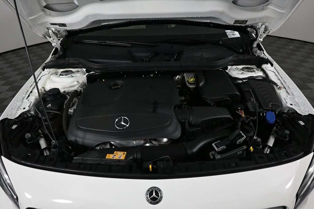 Certified 2020 Mercedes-Benz GLA 250 4MATIC image 34