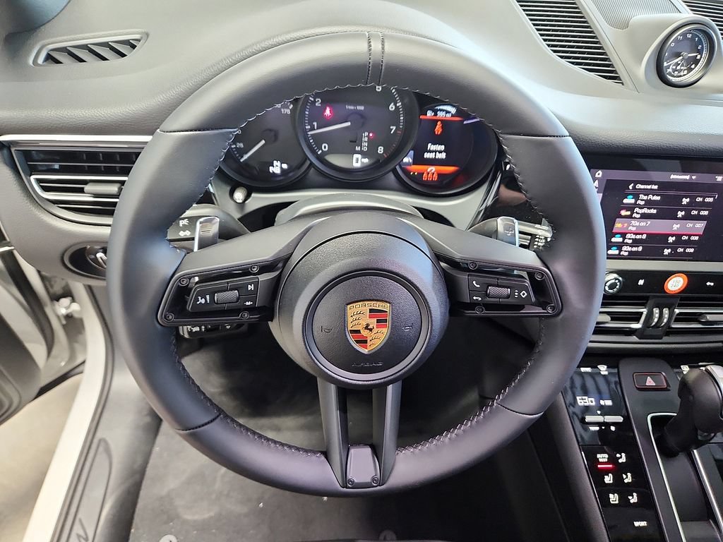 New 2026 Porsche Macan AWD/4WD image 20