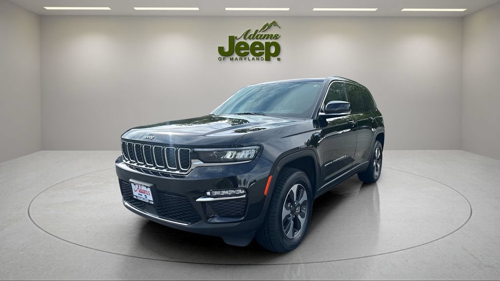 Used 2023 Jeep Grand Cherokee 4WD 4xe image 1