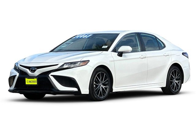Used 2023 Toyota Camry SE