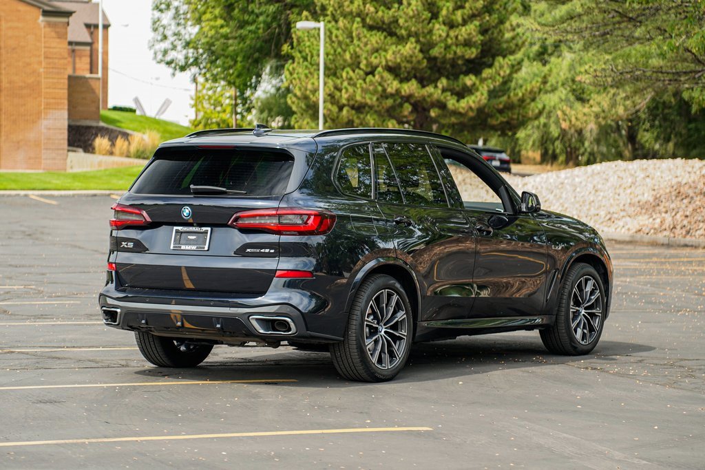 Used 2022 BMW X5 xDrive45e w/ M Sport Package image 5