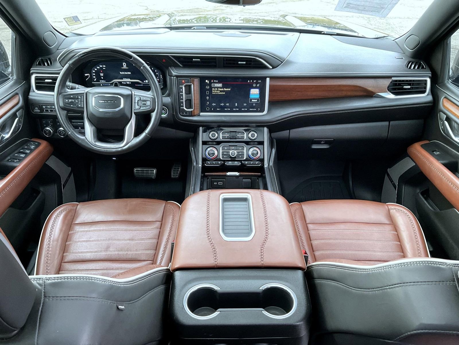 Certified 2023 GMC Yukon Denali Ultimate image 12