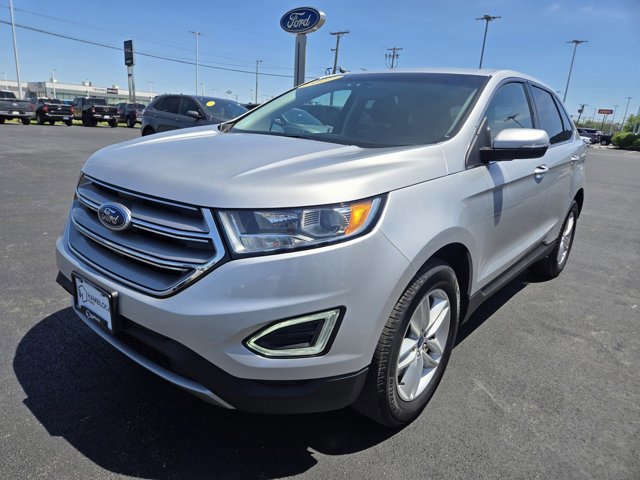 Used 2017 Ford Edge SEL w/ Equipment Group 201A AWD/4WD image 3