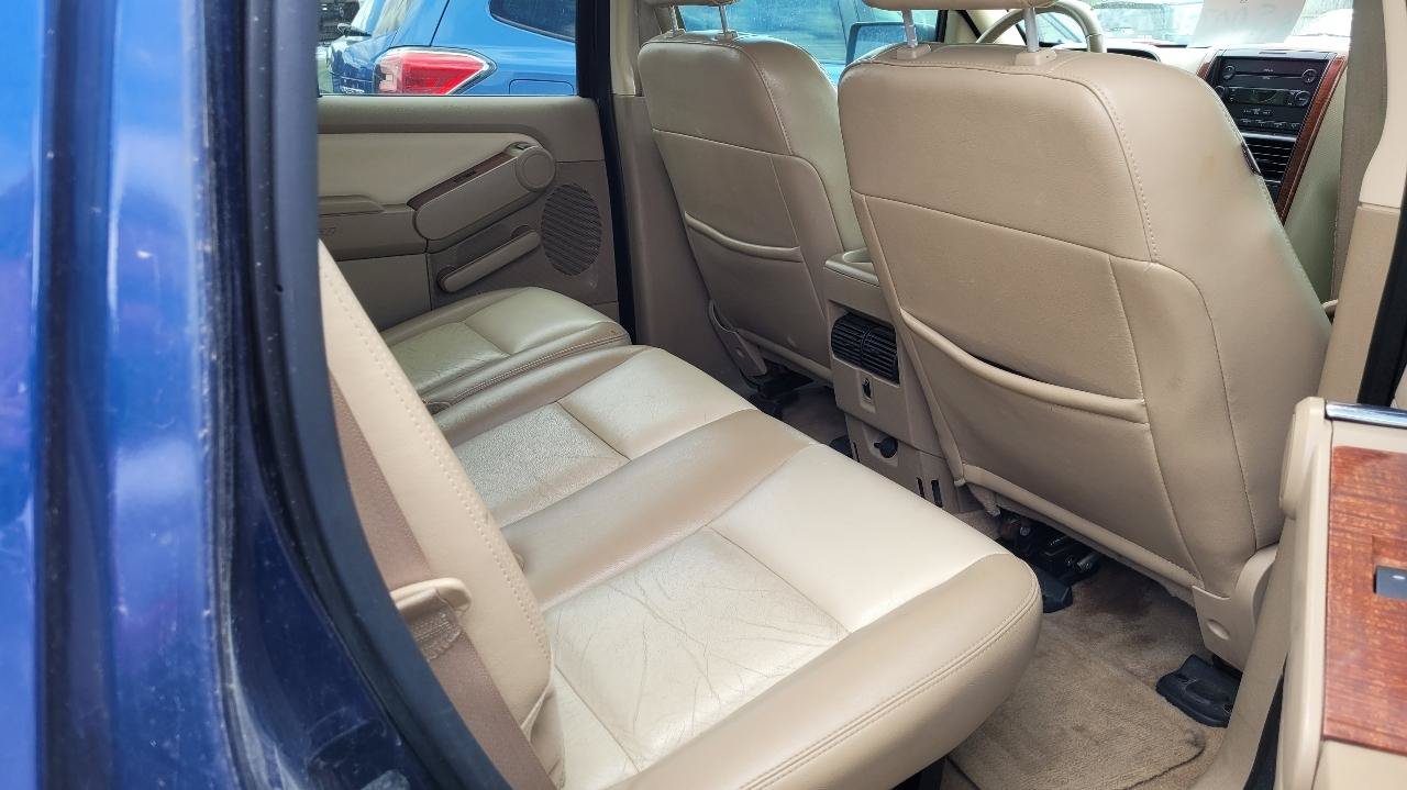 Used 2007 Ford Explorer Eddie Bauer AWD/4WD image 13