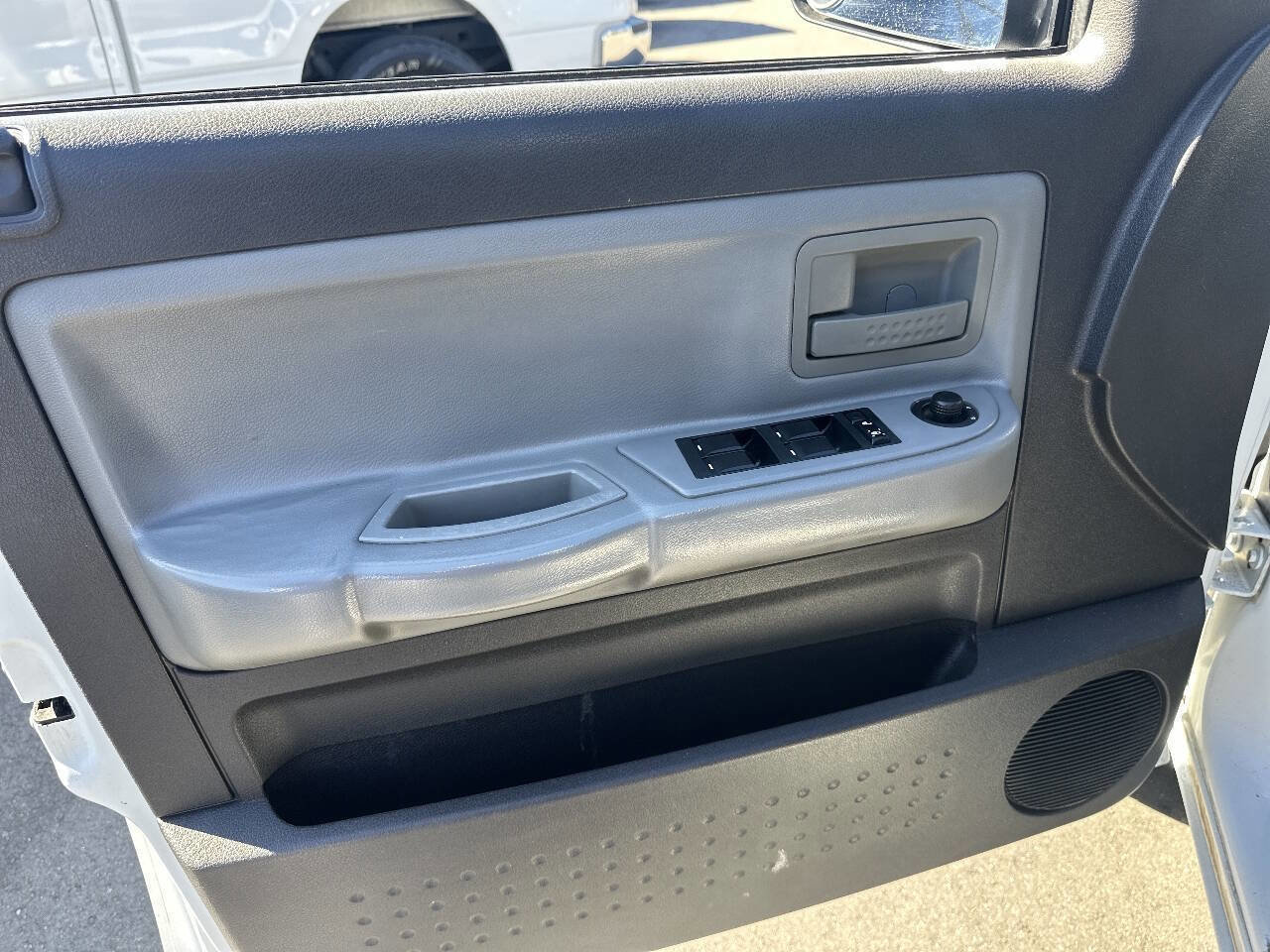 Used 2011 Dodge Dakota Big Horn image 16