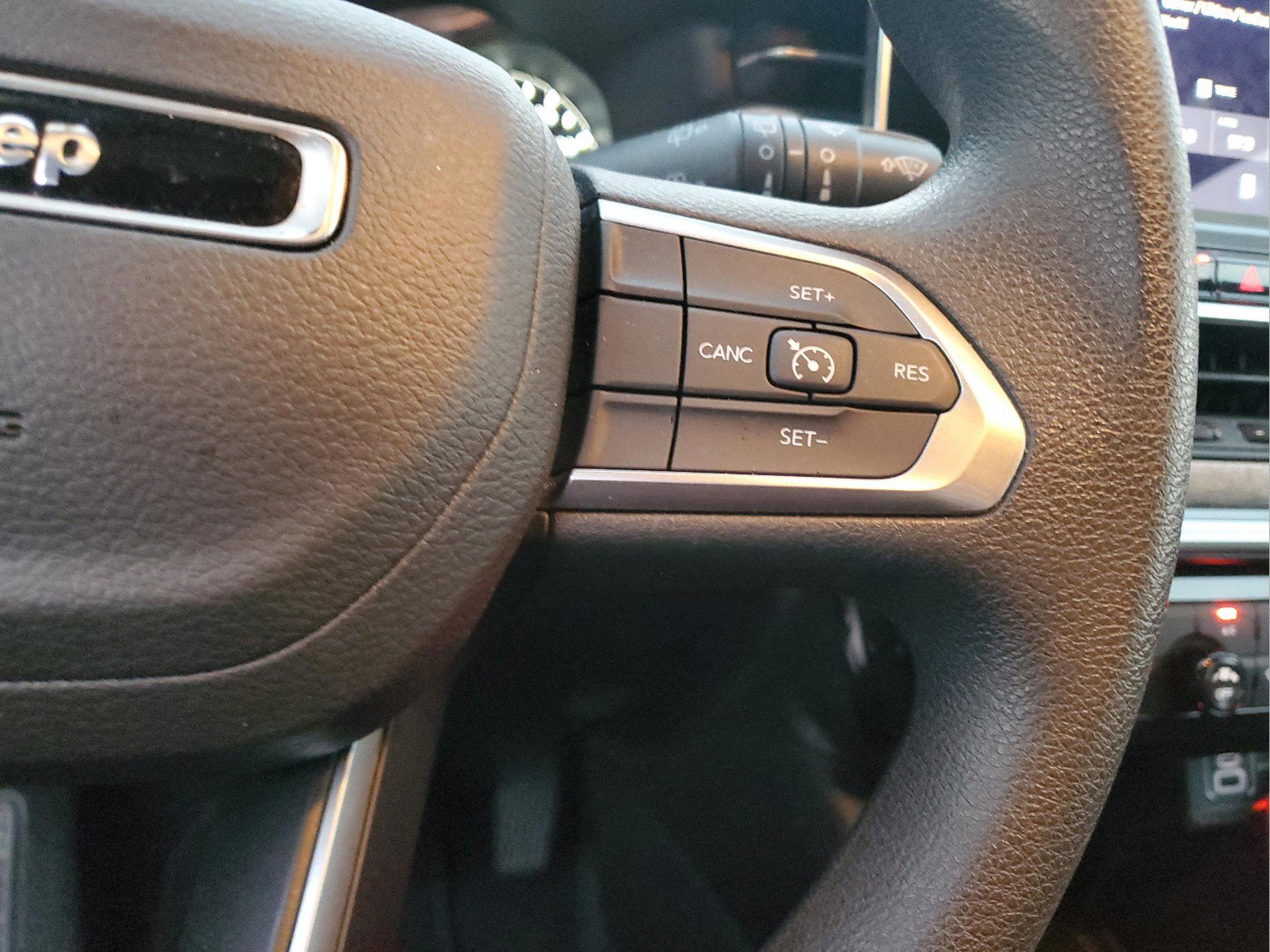 Certified 2024 Jeep Compass Sport image 24