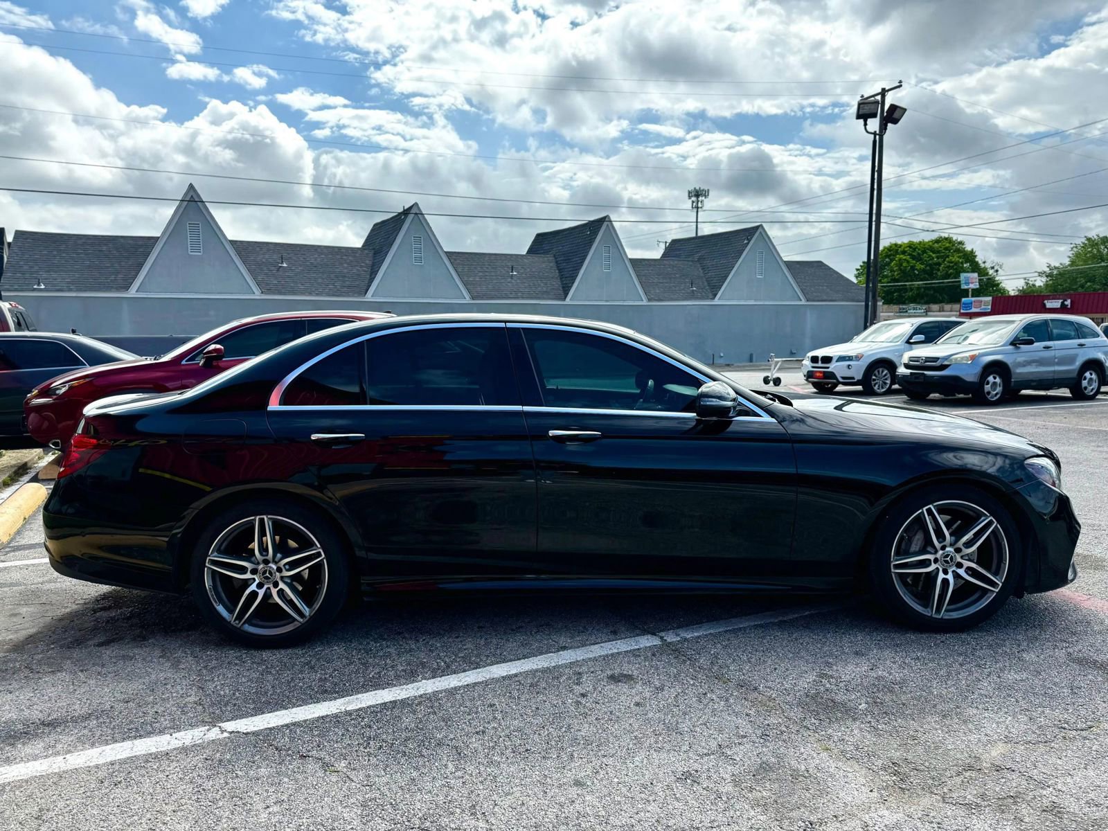 Used 2018 Mercedes-Benz E 300 image 7