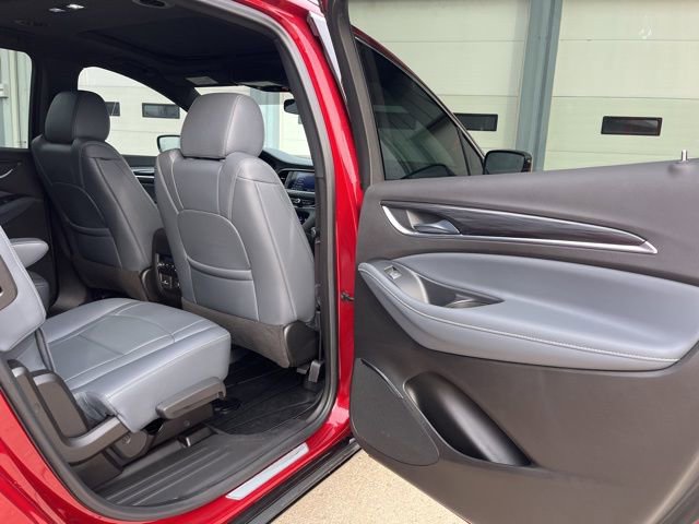 Used 2022 Buick Enclave Essence w/ Experience Buick Package image 19