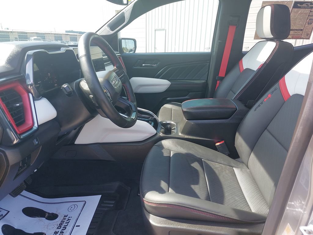 Used 2025 GMC Canyon AT4 w/ AT4X Package image 12