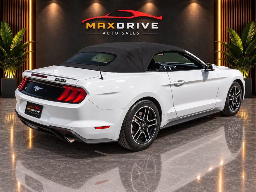 Used 2018 Ford Mustang Premium RWD image 6