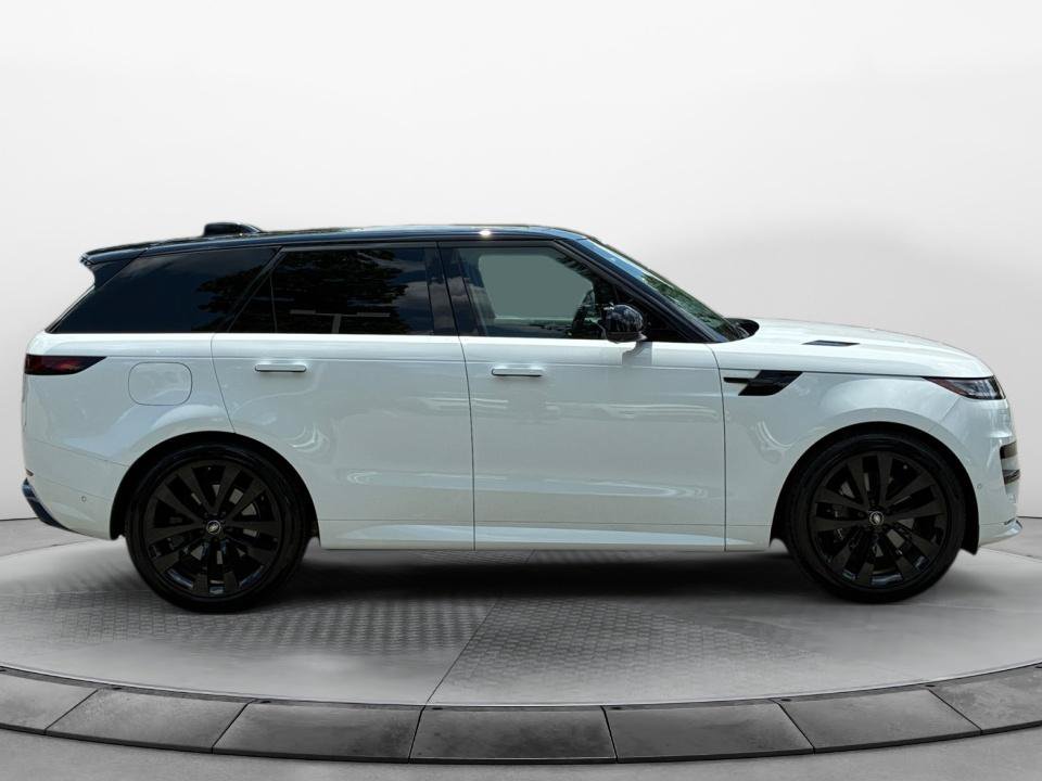 Certified 2025 Land Rover Range Rover Sport Dynamic SE AWD/4WD image 8