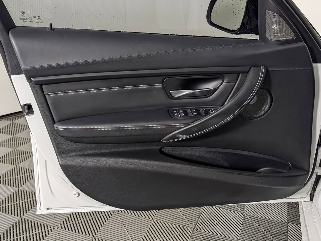 Used 2018 BMW M3 CS w/ Executive Package RWD image 23