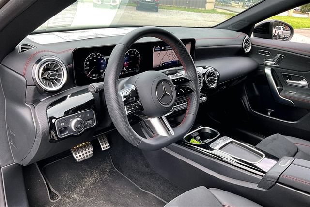 Certified 2025 Mercedes-Benz CLA 250 image 14