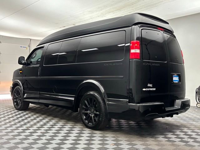 Used 2021 Chevrolet Express 2500 image 14