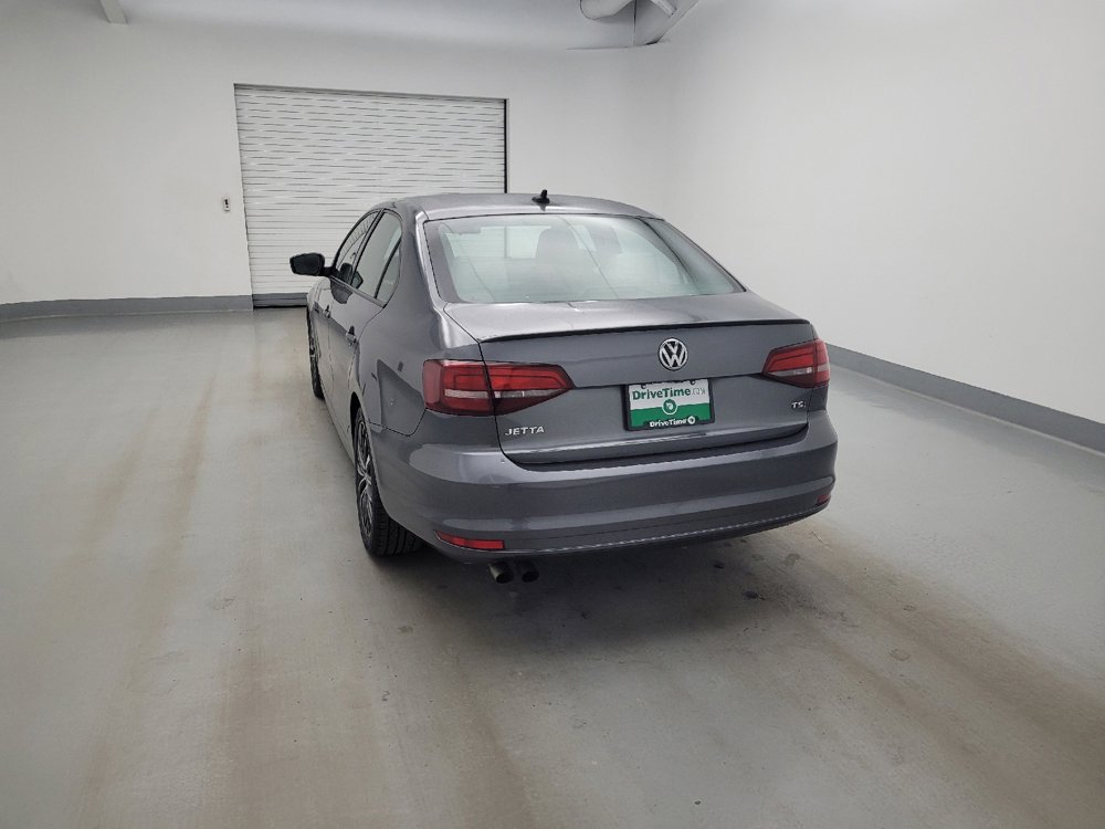 Used 2016 Volkswagen Jetta Sport FWD image 6