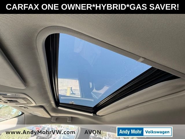 Used 2025 Toyota Sienna XLE FWD image 32