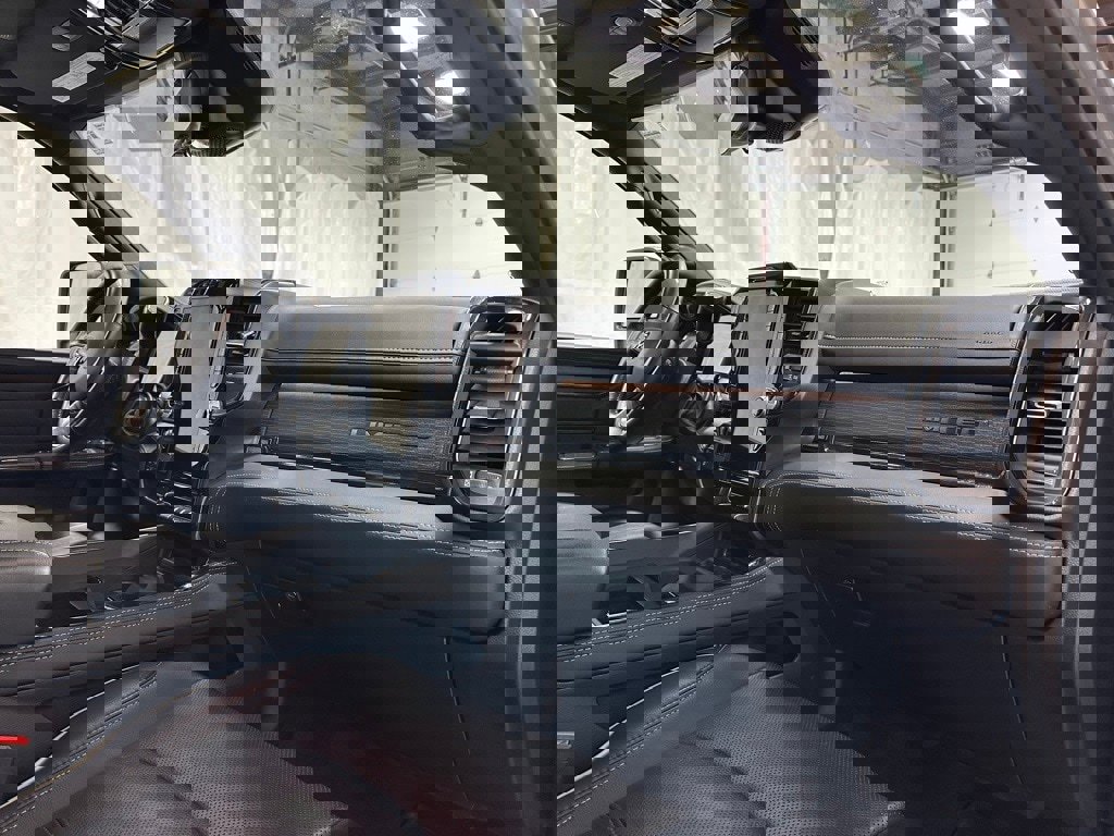 Used 2024 RAM 2500 Limited image 60