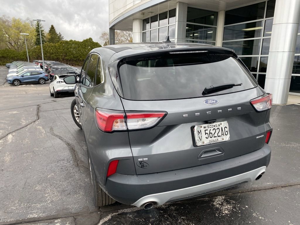Used 2022 Ford Escape SE w/ Convenience Package AWD/4WD image 6