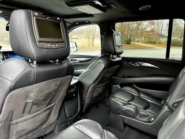 Used 2019 Cadillac Escalade ESV Platinum image 16