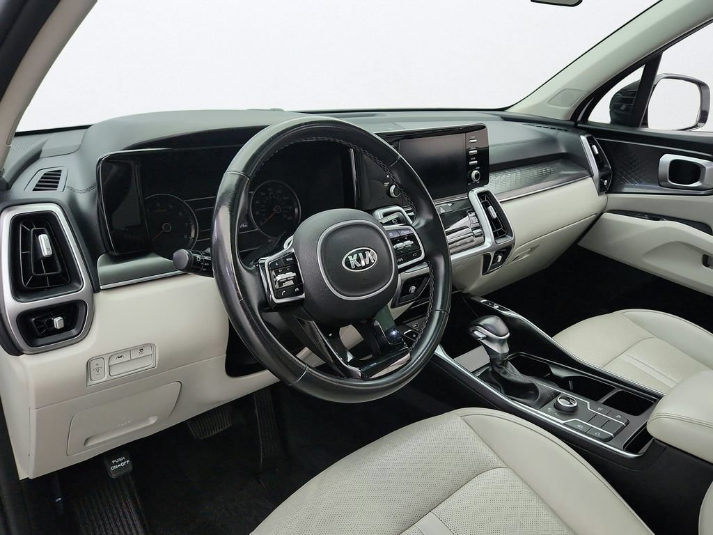 Used 2021 Kia Sorento S w/ Panoramic Sunroof Package AWD/4WD image 10