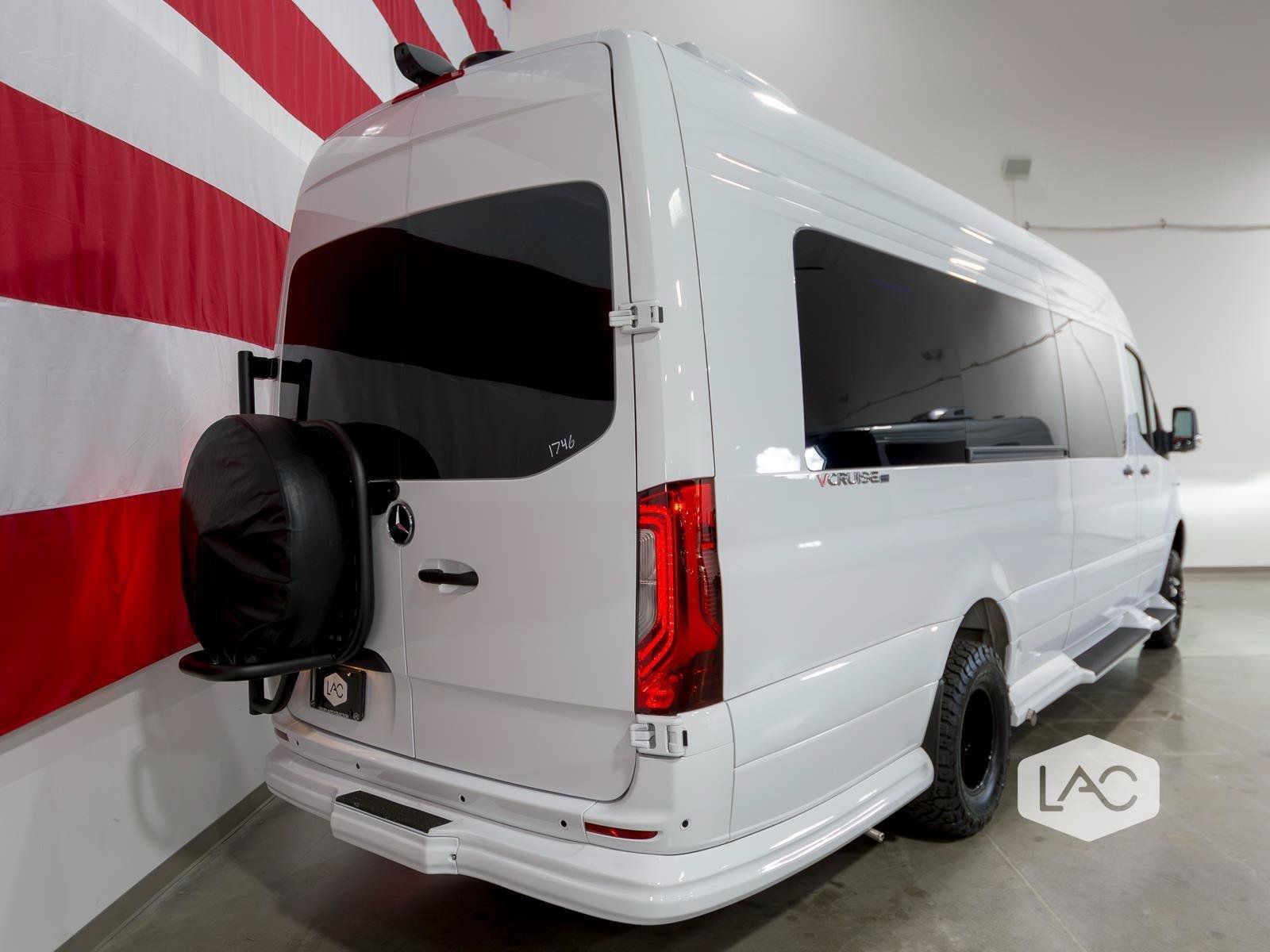 Used 2025 Mercedes-Benz Sprinter 3500 image 15