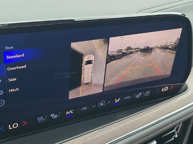 New 2026 Chevrolet Suburban High Country AWD/4WD image 37
