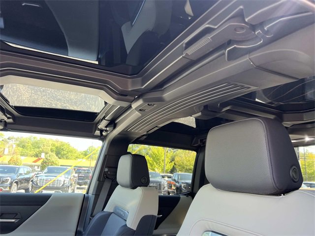New 2026 GMC Hummer EV 4x4 Crew Cab image 19