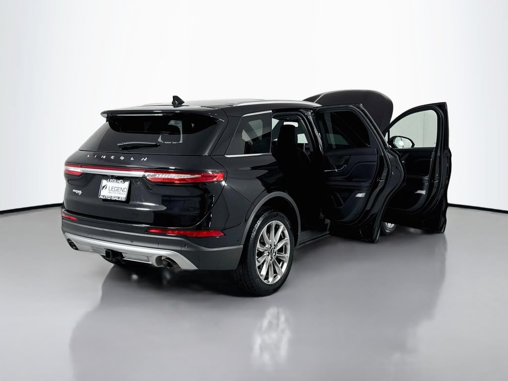 Used 2022 Lincoln Corsair AWD w/ Premium Package image 23