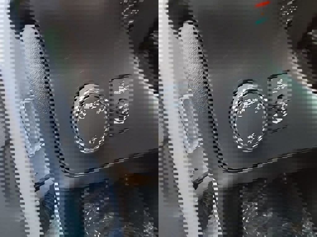 Used 2024 GMC Savana 2500 w/ Driver Convenience Package image 35