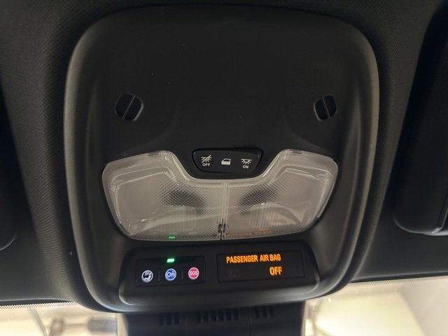 Used 2024 Chevrolet Colorado Z71 image 47