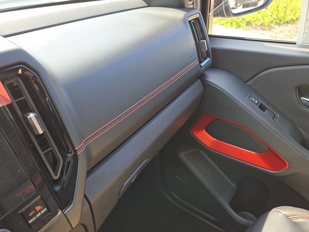 New 2025 Nissan Frontier PRO-4X w/ Pro Premium Package image 22