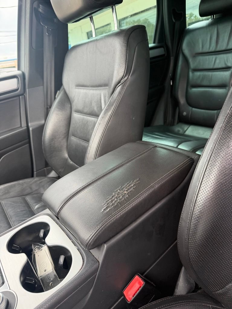 Used 2017 Volkswagen Touareg Wolfsburg Edition AWD/4WD image 18
