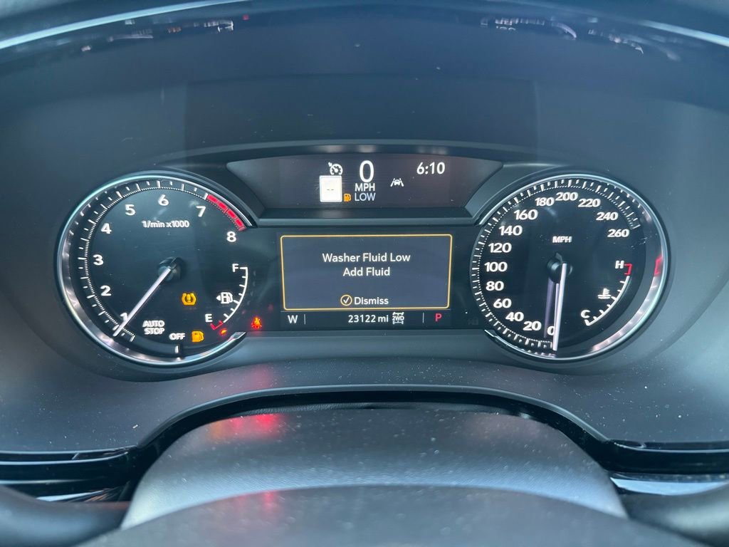 Used 2024 Cadillac XT6 Sport image 17