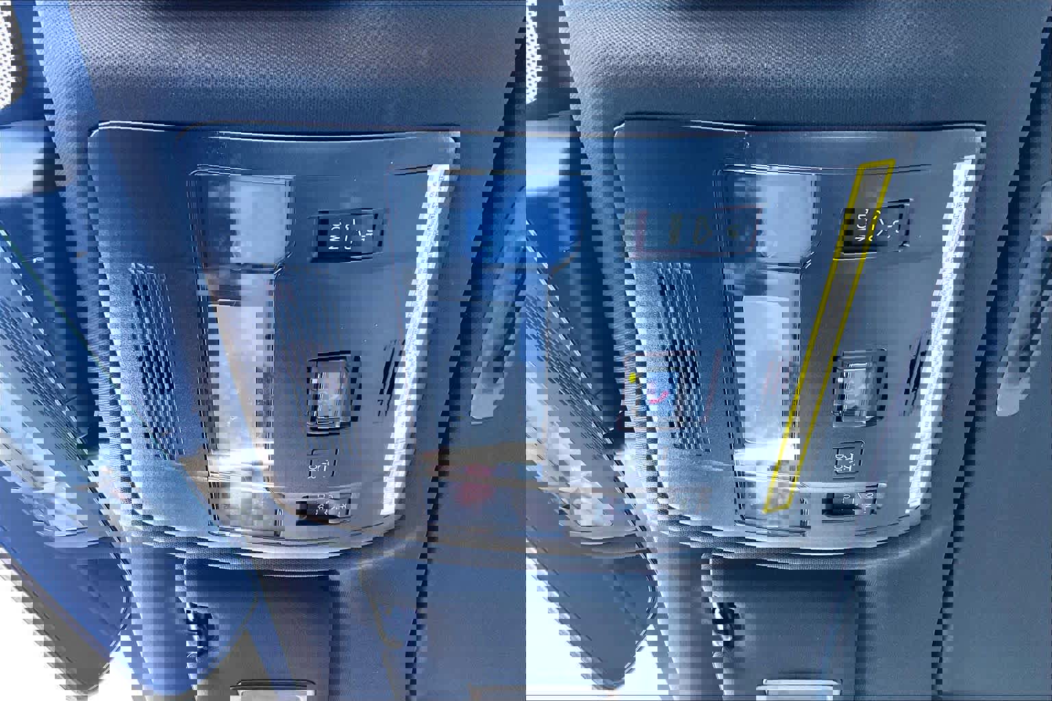 Used 2023 Lexus IS 350 F Sport w/ Navigation Package image 32