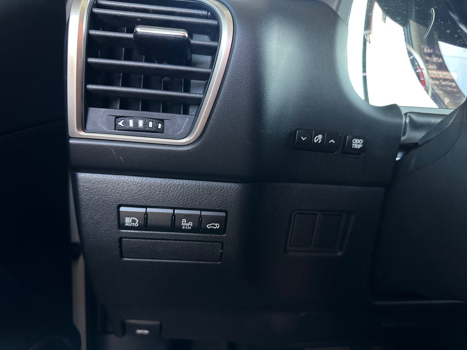 Used 2020 Lexus NX 300 FWD w/ Comfort Package image 18