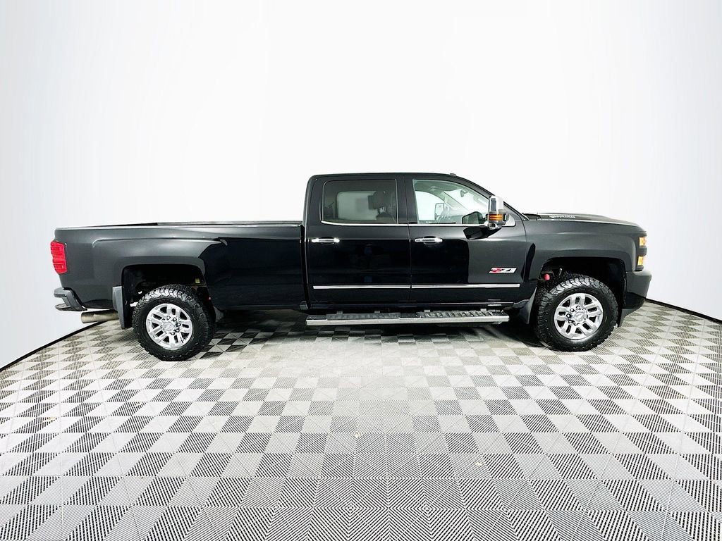Used 2018 Chevrolet Silverado 3500 LTZ w/ Duramax Plus Package image 11