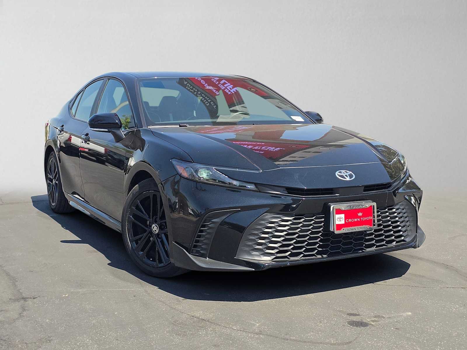 Certified 2026 Toyota Camry SE FWD image 1