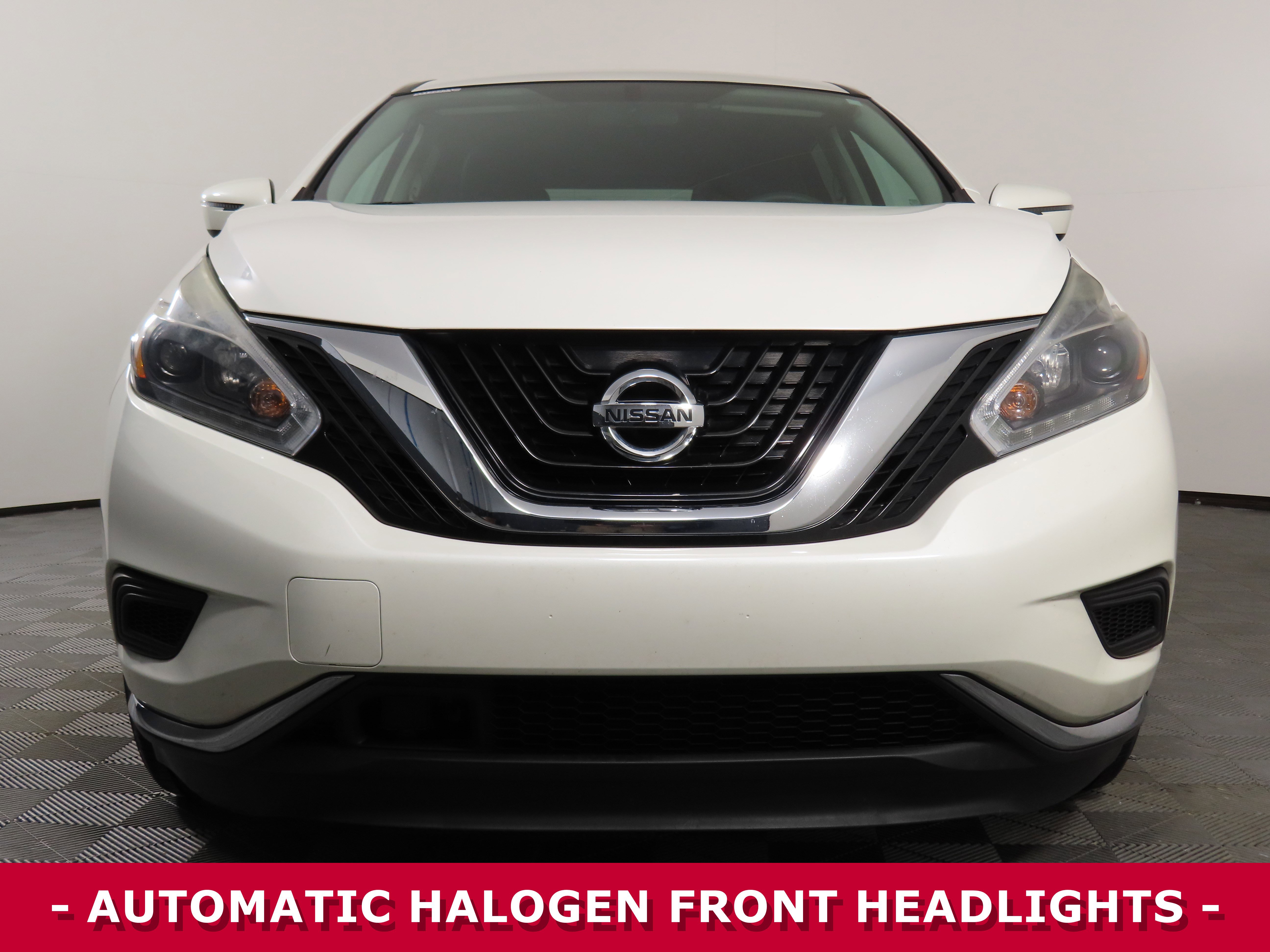 Used 2018 Nissan Murano S image 2