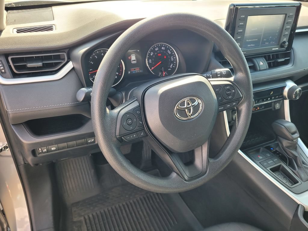 Used 2022 Toyota RAV4 XLE w/ Convenience Package FWD image 26