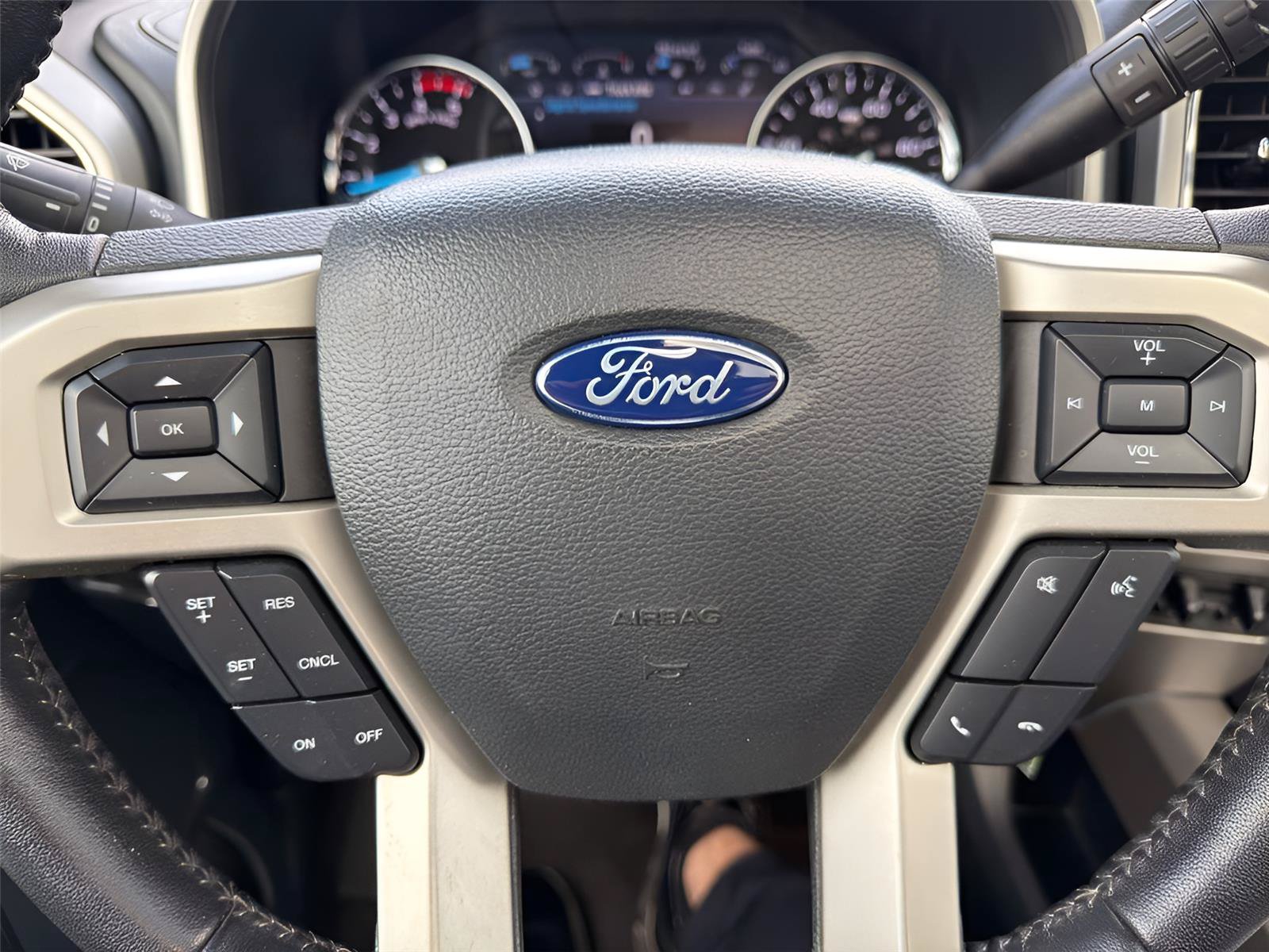 Used 2022 Ford F250 Lariat w/ Chrome Package AWD/4WD image 27
