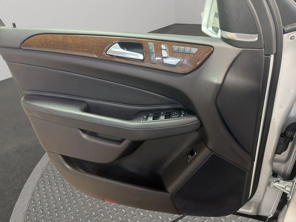 Used 2016 Mercedes-Benz GLE 300d 4MATIC image 9