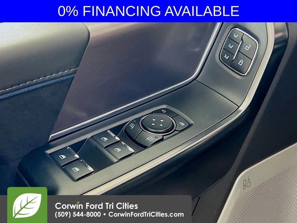 New 2025 Ford F150 Platinum w/ Equipment Group 702A High image 12