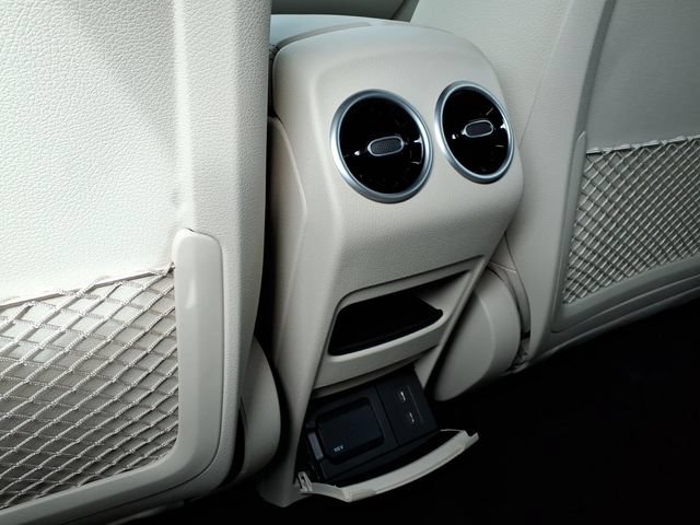 New 2026 Mercedes-Benz GLB 250 4MATIC image 19